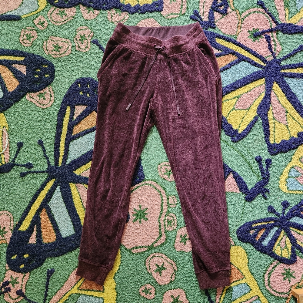 Lululemon Warm Down jogger
